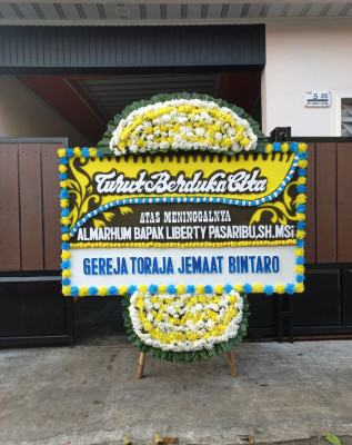 Papan Bunga Duka di Patangpuluhan