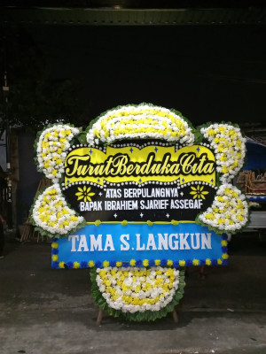 Papan Bunga Duka di Patangpuluhan